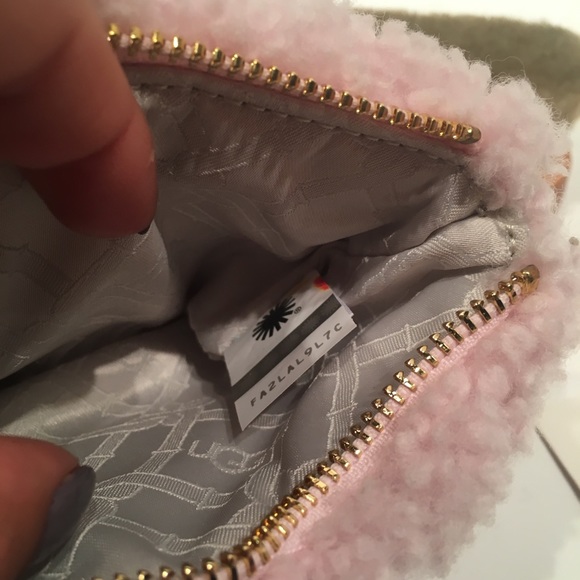 Ugg Small Zip Pouch Shell Pink Sheepskin Purse - Picture 5 of 5